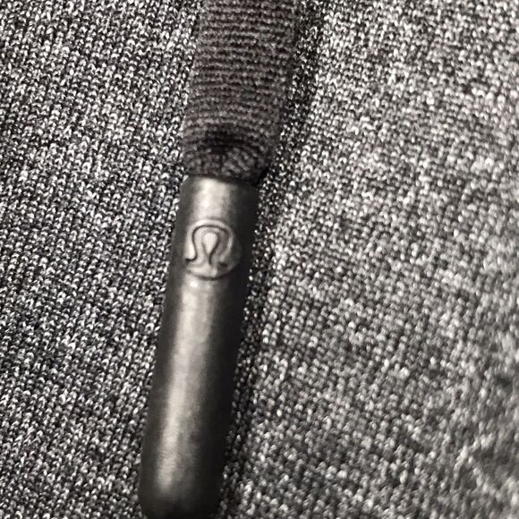 LULULEMON Short Men M Gray Pace Breaker 2 Pocket Draw Nylon Performance Knit - Picture 9 of 15